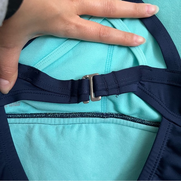 Nike Striped Double Crossback One-Piece Swimsuit M - Picture 7 of 15